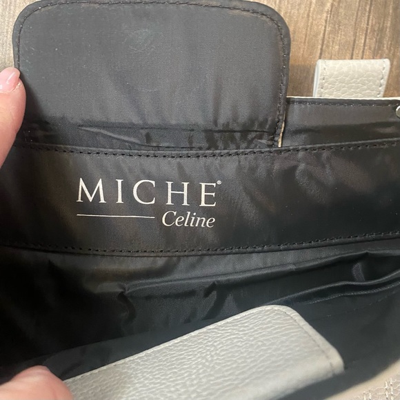 Miche Celine Shell. Quilt stitching. Dove grey color. Side pockets. - Picture 3 of 4